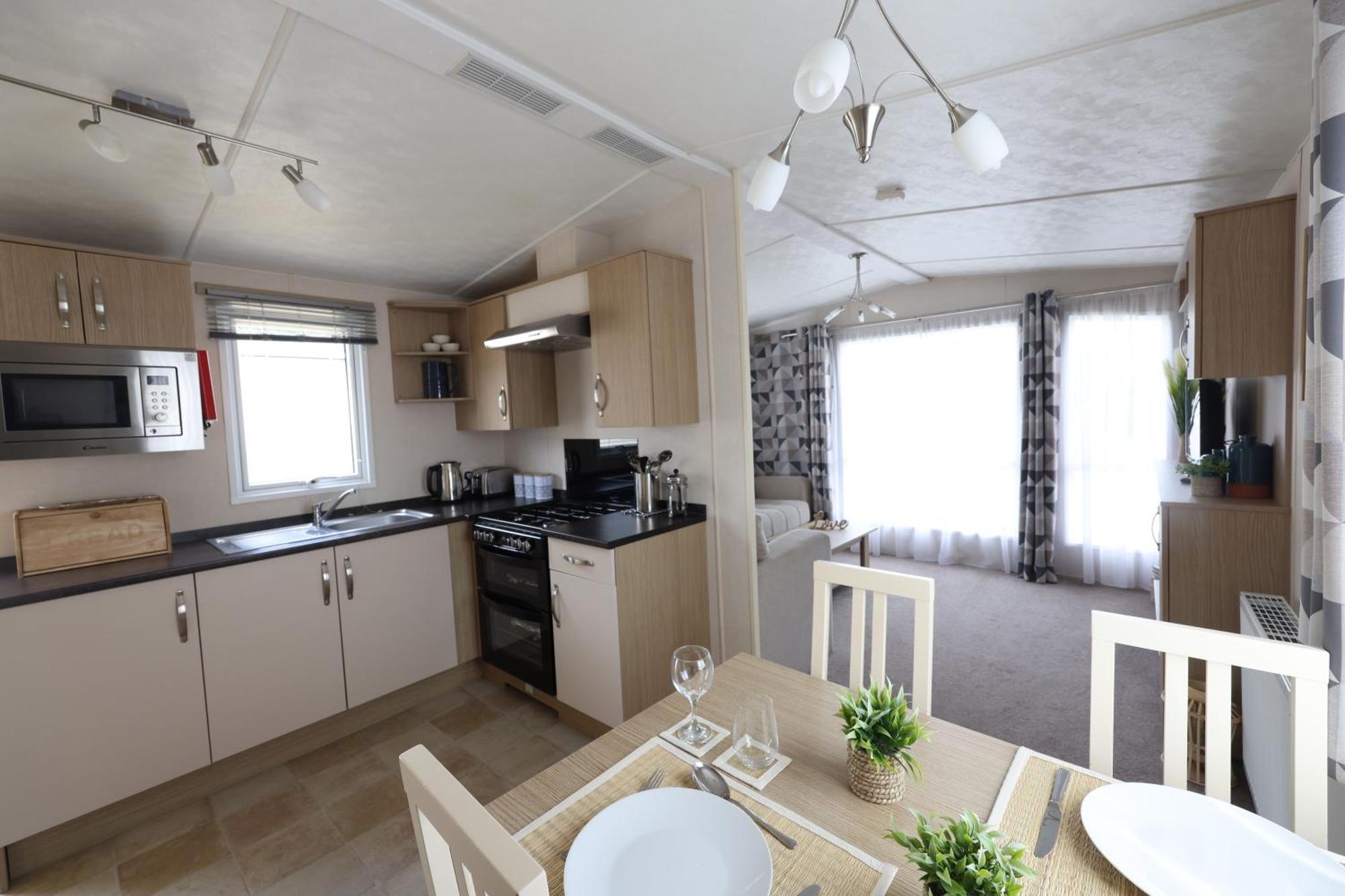 Mercury Yacht Harbour And Holiday Park Bursledon Habitación foto